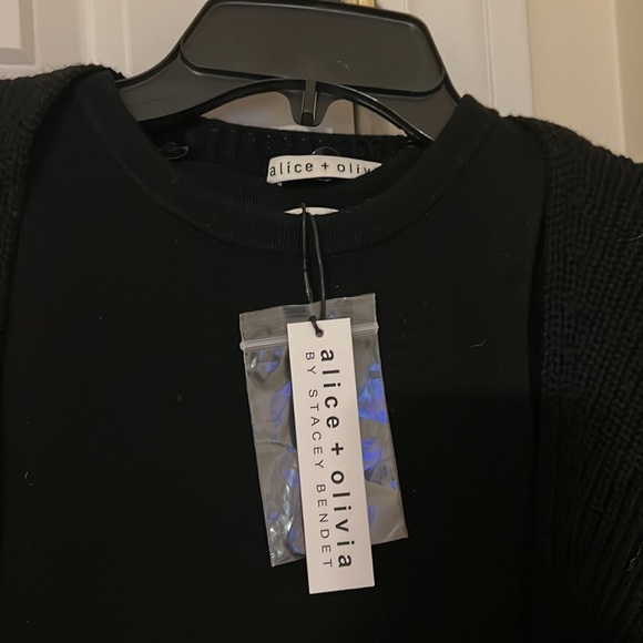 New Alice + Olivia 2 piece Black Shrug Sweater Set -Size S - Picture 3 of 8